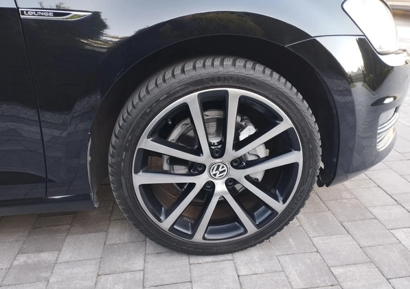 Volkswagen Golf cena 38900 przebieg: 198000, rok produkcji 2015 z Szczucin małe 596